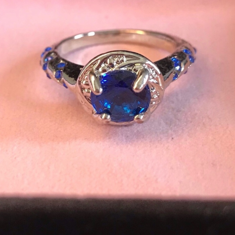 Blue Sapphire-Style Round Solitaire Ring